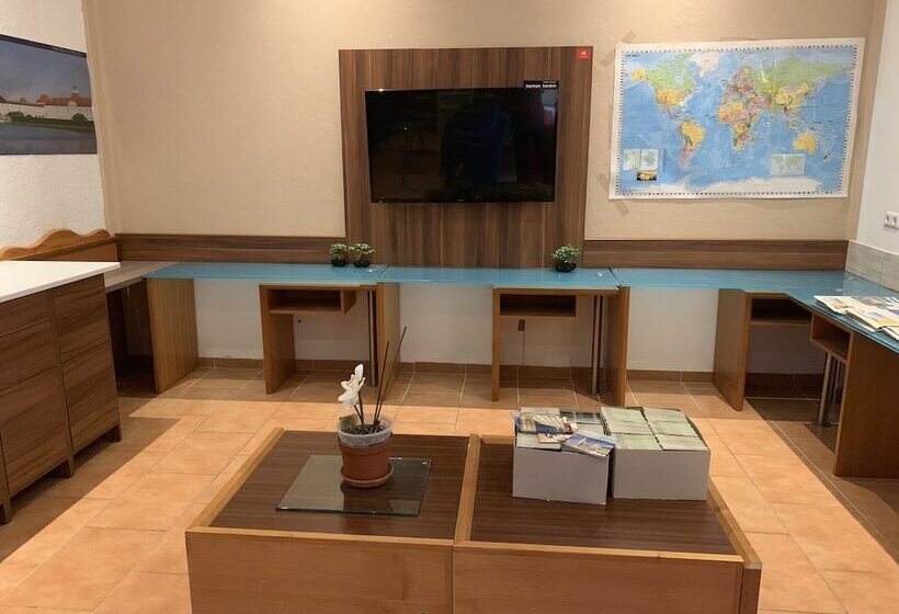 בית מלון כפרי New Fair Munich Messe