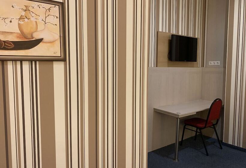 בית מלון כפרי New Fair Munich Messe