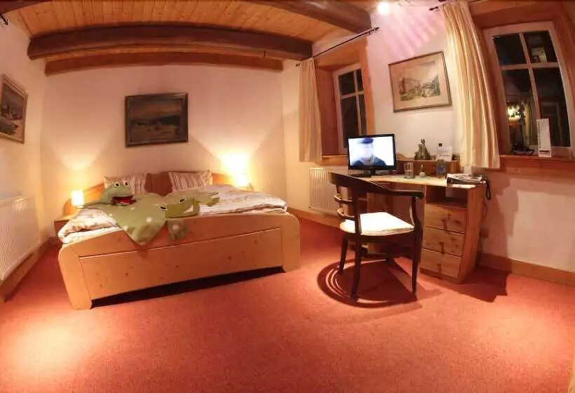 Hotelli Pension Picco Bello