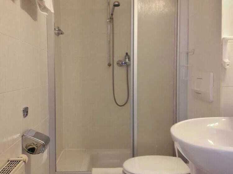 Отель Zur Krone