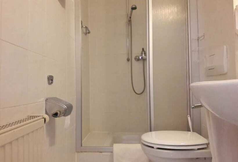 Отель Zur Krone