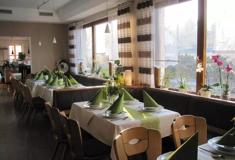 Rhön Hotel Sonnenhof   Restaurant & Café