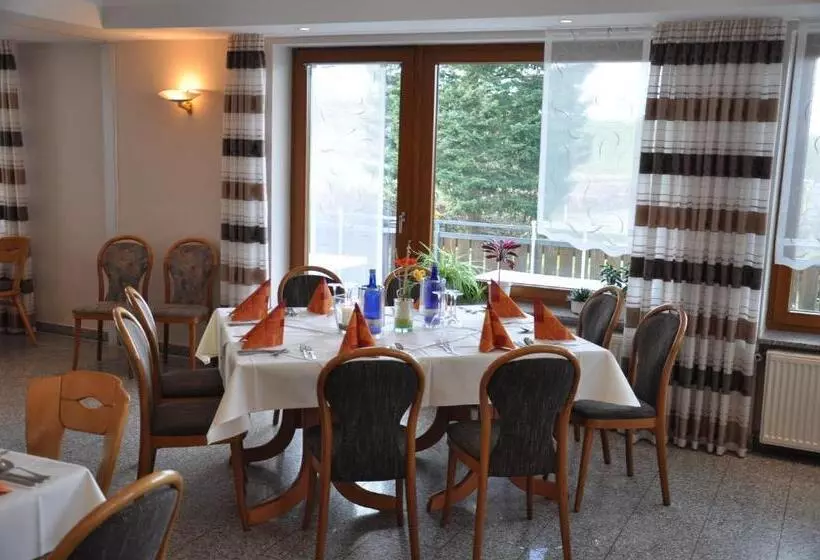 Rhön Hotel Sonnenhof   Restaurant & Café