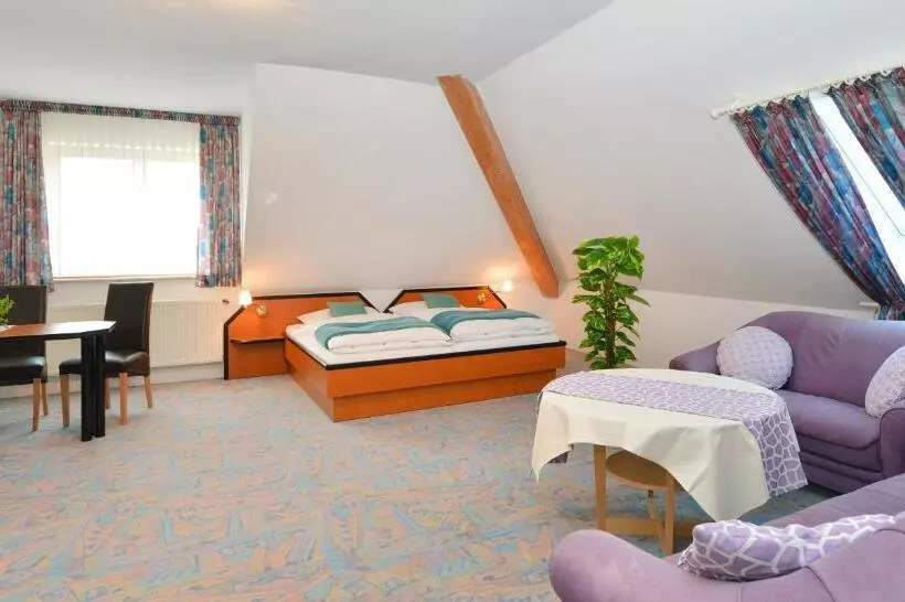 Rhön Hotel Sonnenhof   Restaurant & Café