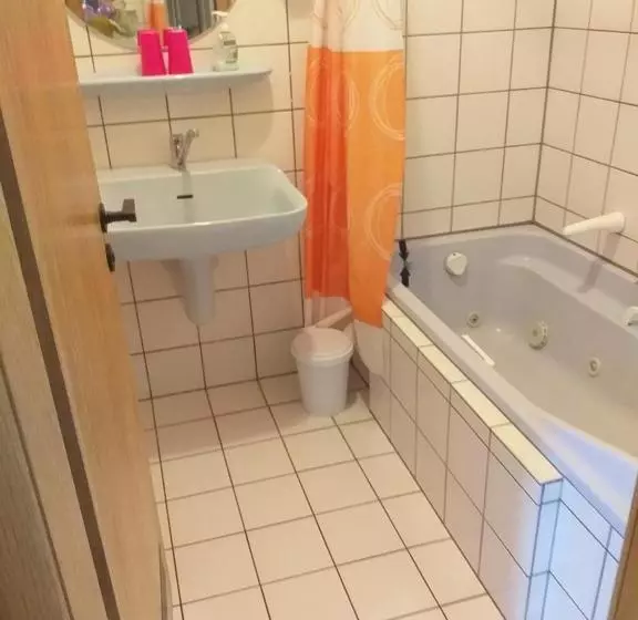 Hotelli Uerziger Wuerzgarten