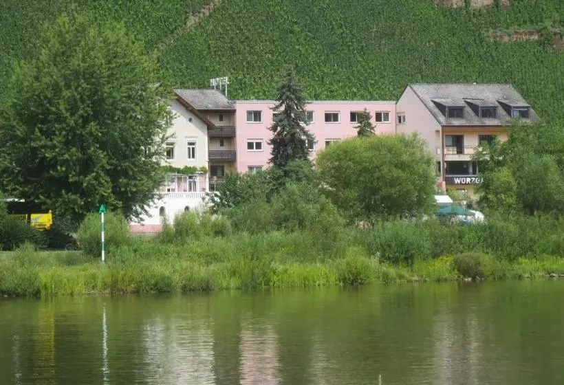 Hotelli Uerziger Wuerzgarten