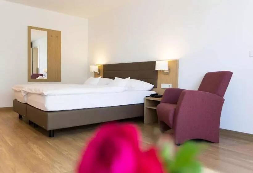 Hotelli Seepark Garni