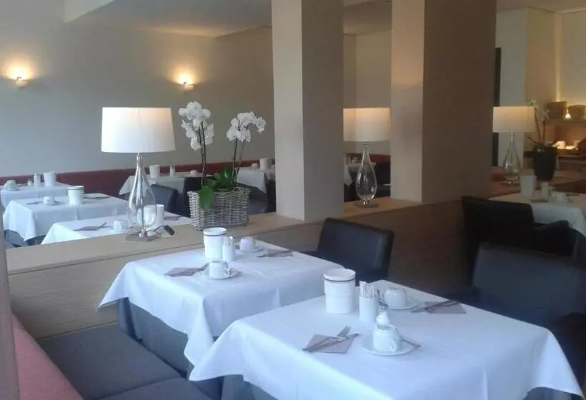 Hotelli Seepark Garni