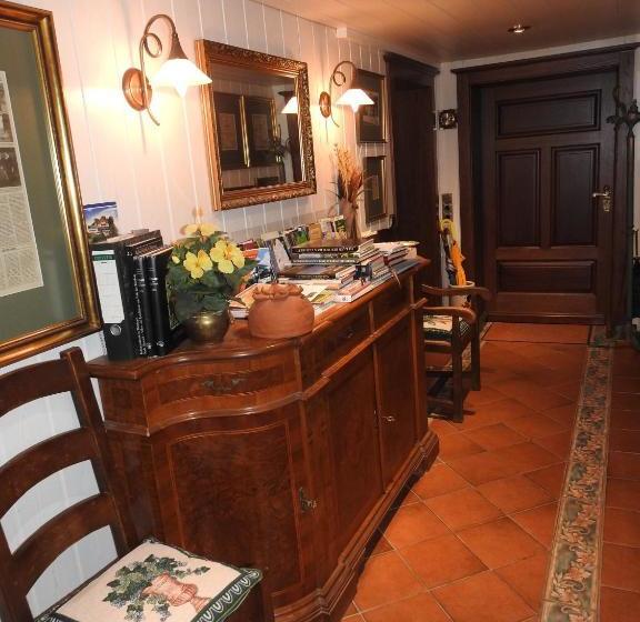 فندق Villa Bomberg