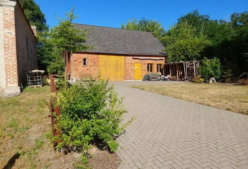 Aamiaismajoitus (B&B) Altmark   Haus Am Hang Mit Garten