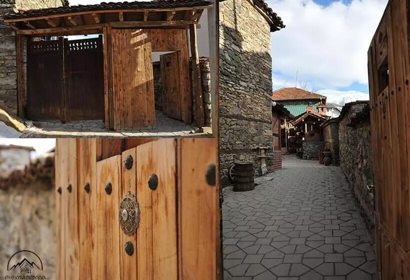 هتل Etno Kuca Petrovic