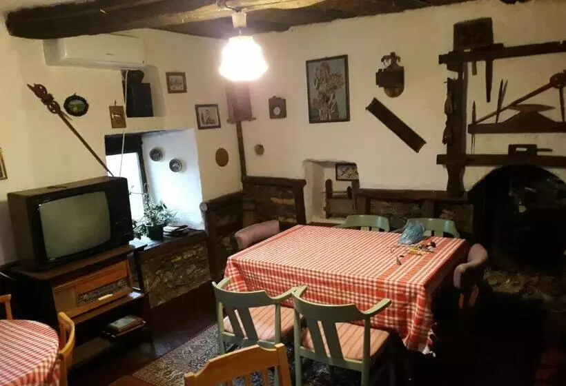 هتل Etno Kuca Petrovic