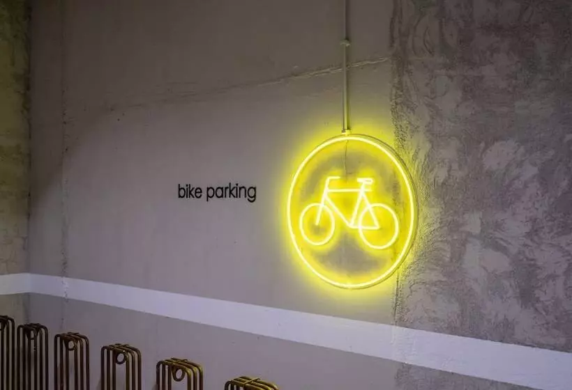 ユースホステル Micampus Alicante Student Residence