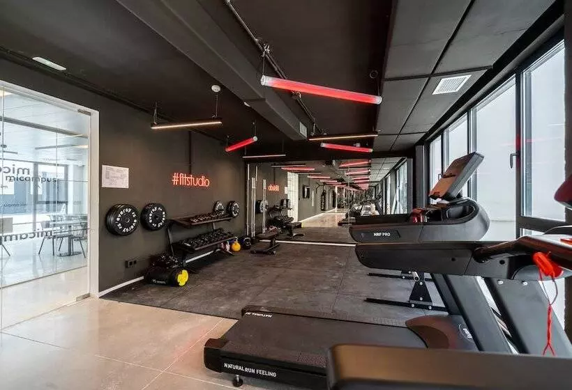 ユースホステル Micampus Alicante Student Residence