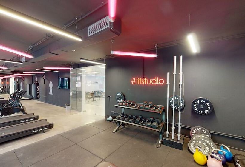 Общежитие Micampus Alicante Student Residence