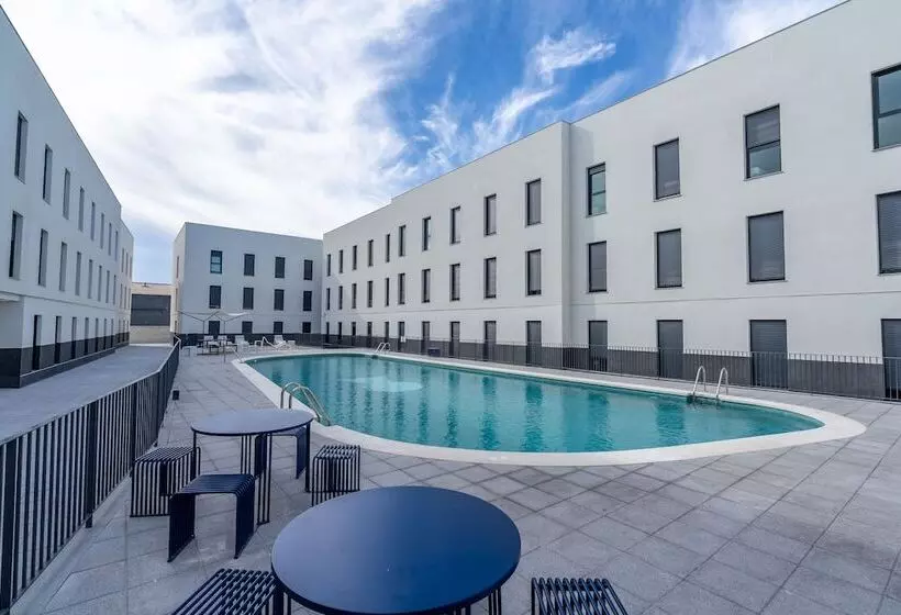 ユースホステル Micampus Alicante Student Residence