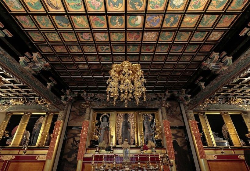 Candeo Hotels Osaka Shinsaibashi