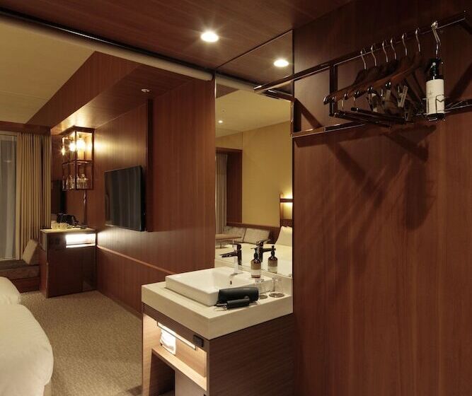 Candeo Hotels Osaka Shinsaibashi