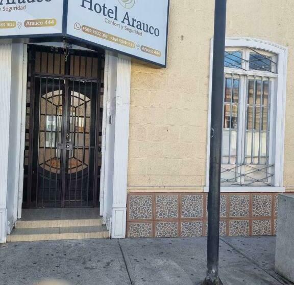 ホテル Arauco Ovalle