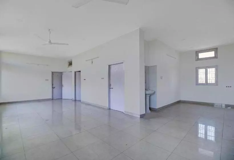هتل Flagship Brahmaputra Stay