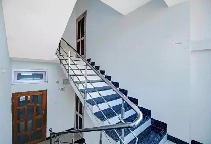 هتل Flagship Brahmaputra Stay