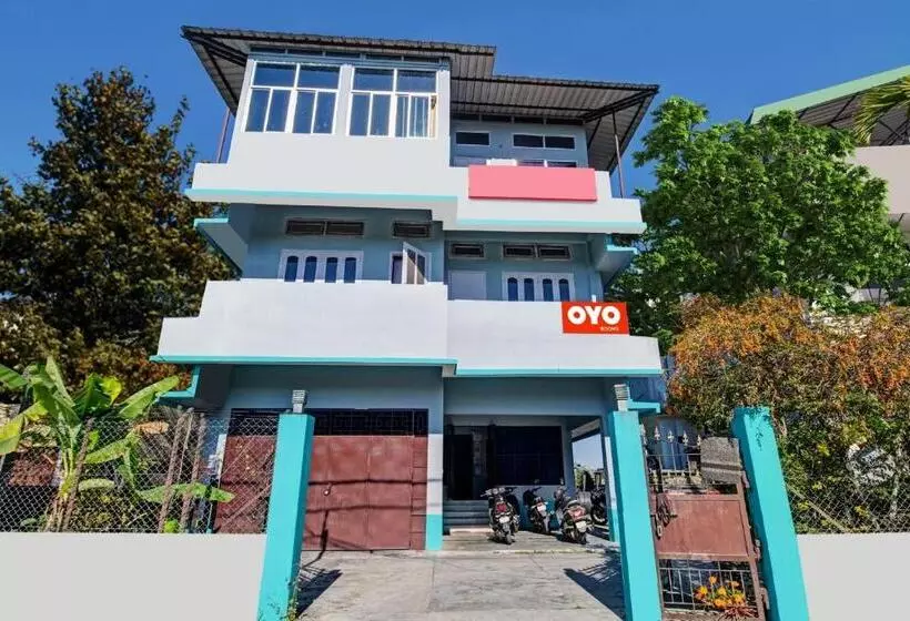 هتل Flagship Brahmaputra Stay