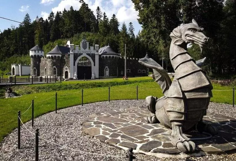 Hrad Kunzov Boutique Hotel & Spa & Restaurant