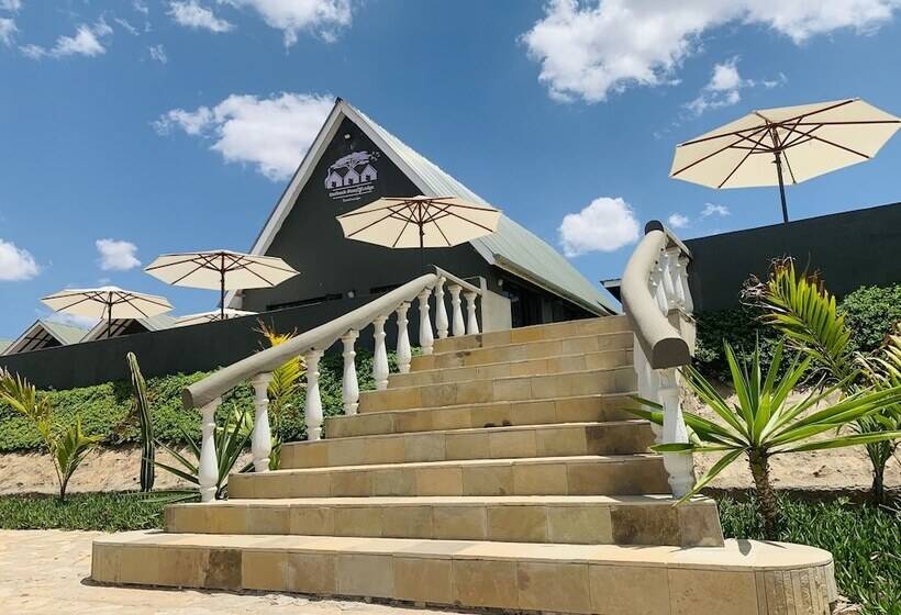 هتل Outback Kenya Lodge