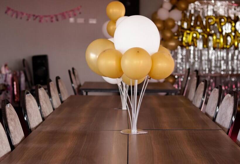 هتل Outback Kenya Lodge