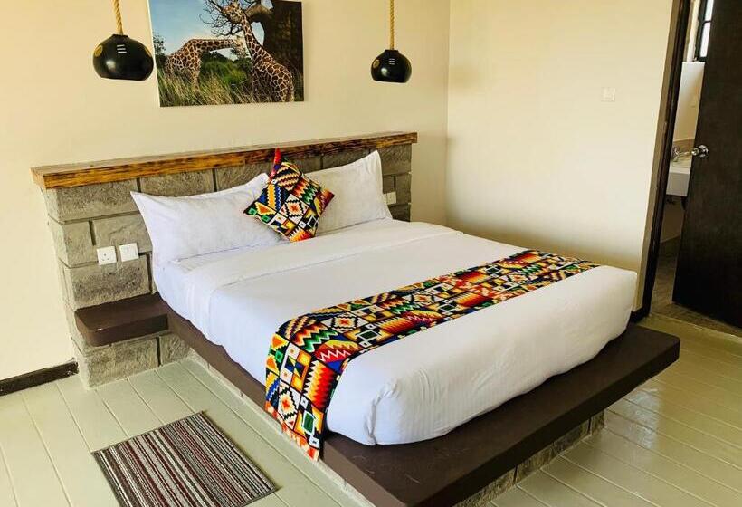 هتل Outback Kenya Lodge