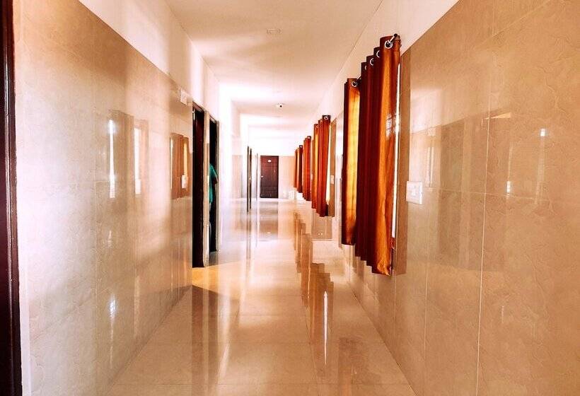 Hotel Yuvraj Galaxy Inn