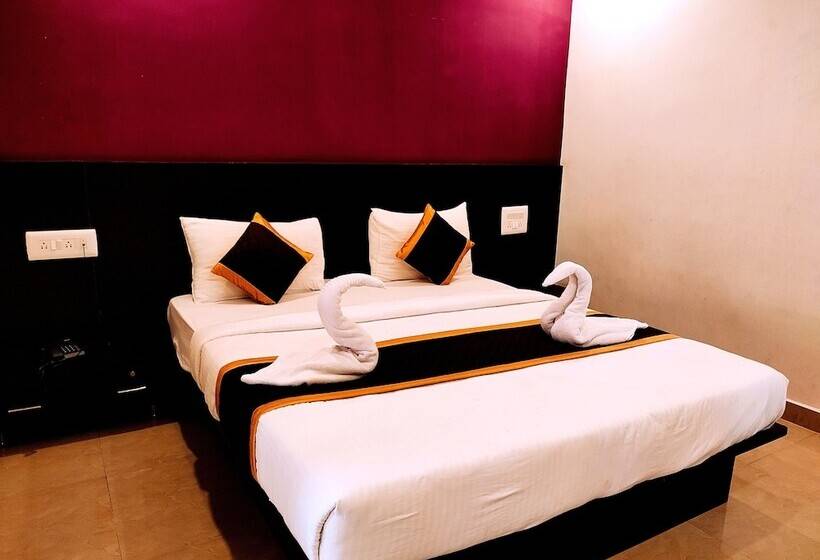 Hotel Yuvraj Galaxy Inn