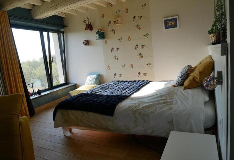 פנסיון Suite De Charme Dans Une Maison Fortifiée Du Xvème Siècle, Entre Nancy Et Metz, Vue Sur La Moselle