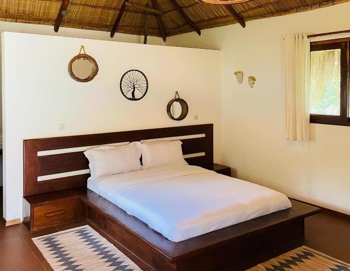 منتجع Mangal Beach Lodge