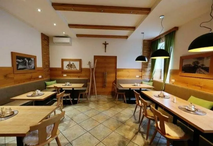 Retkeilymaja Gasthof Prinz