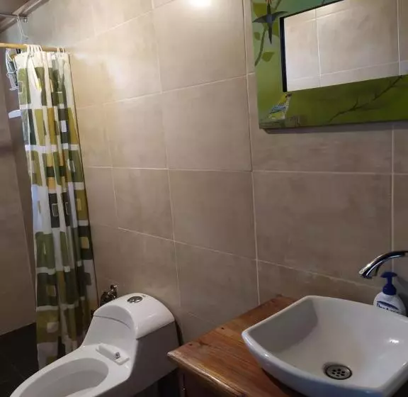 ベッドアンドブレックファースト Eco Lodge Villa Laura