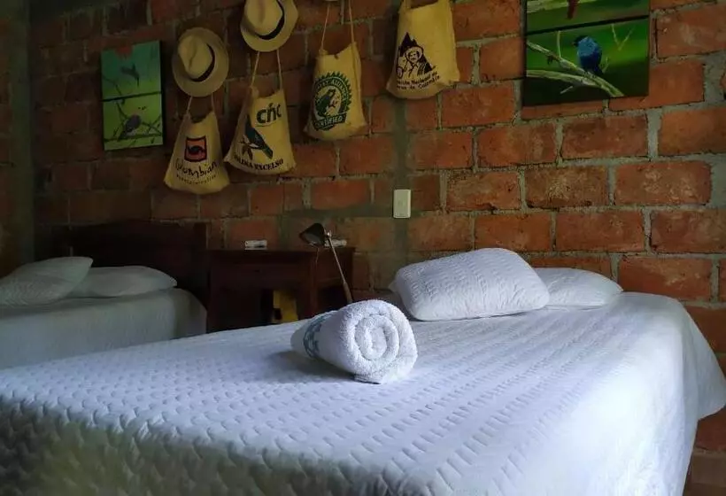 ベッドアンドブレックファースト Eco Lodge Villa Laura