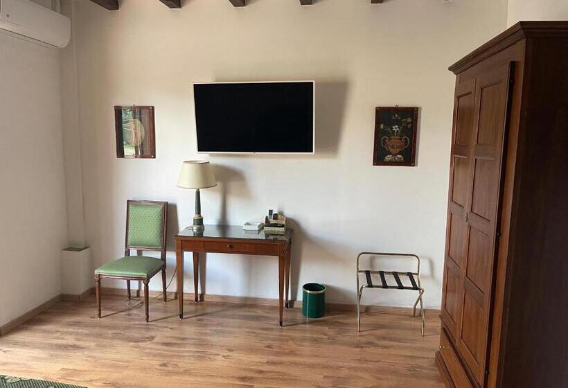 בית מלון כפרי Fattoria Raffaelli