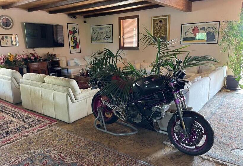 בית מלון כפרי Fattoria Raffaelli