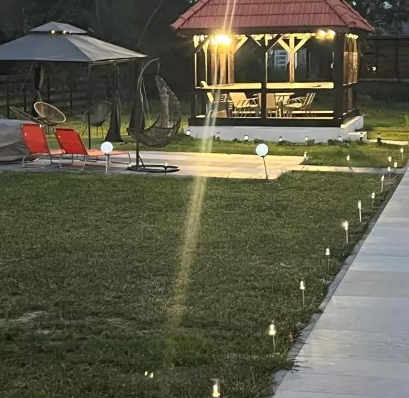 Majatalo Casa Cu Flori Maramures