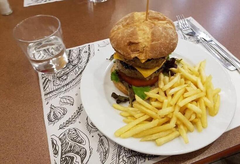 ペンション Hostal Don Javier