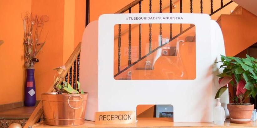 ペンション Hostal Don Javier