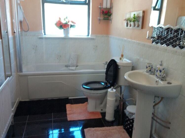 פנסיון Room In Bungalow   Very Nice View With This Room