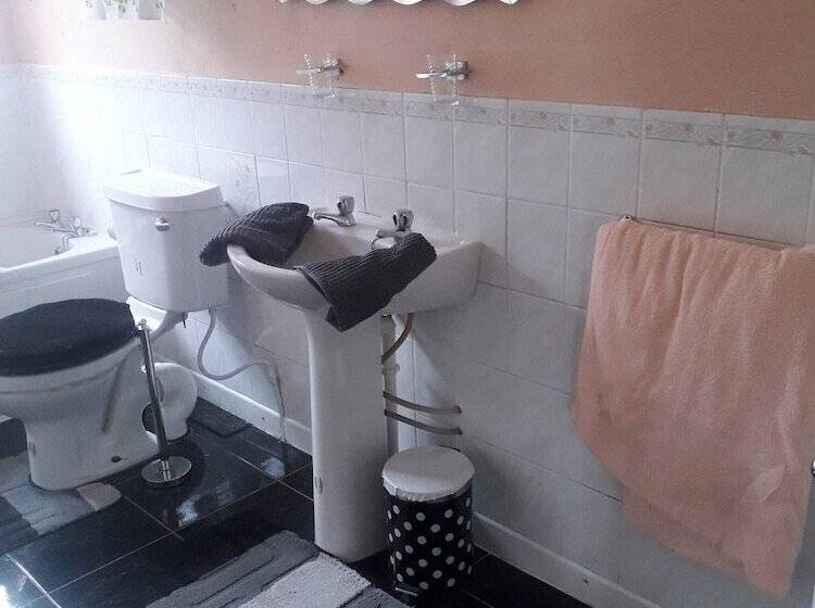 פנסיון Room In Bungalow   Very Nice View With This Room