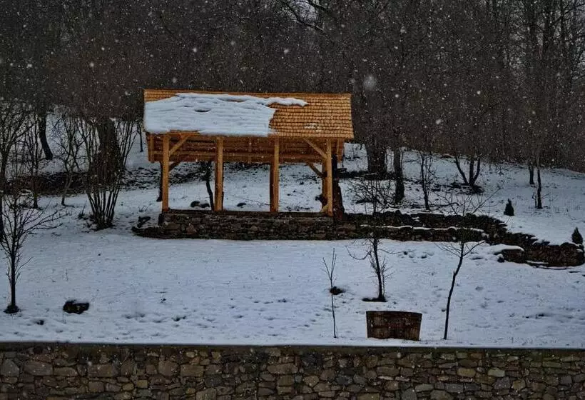 Majatalo Cabana Codrii Maramuresului