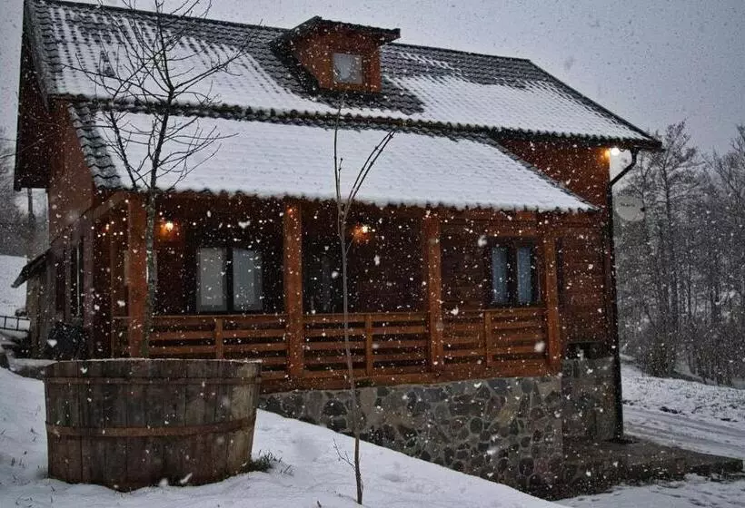 Majatalo Cabana Codrii Maramuresului