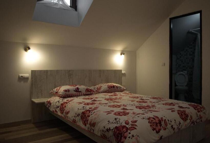 펜션 Cabana Codrii Maramuresului