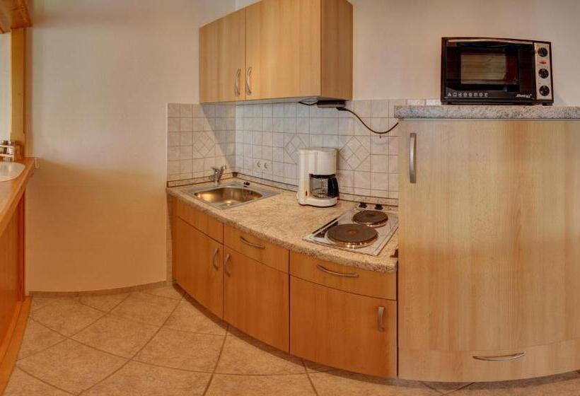 Hotell Neuhaushof   Chiemgau Karte