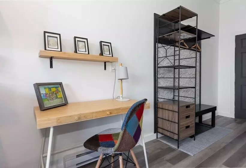 Majatalo Cliffs Edge Retreat