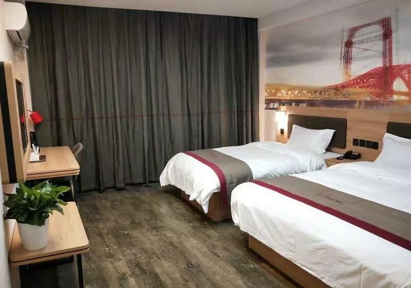 Thank Inn Plus Hotel Rizhao Lanshan Bus Station